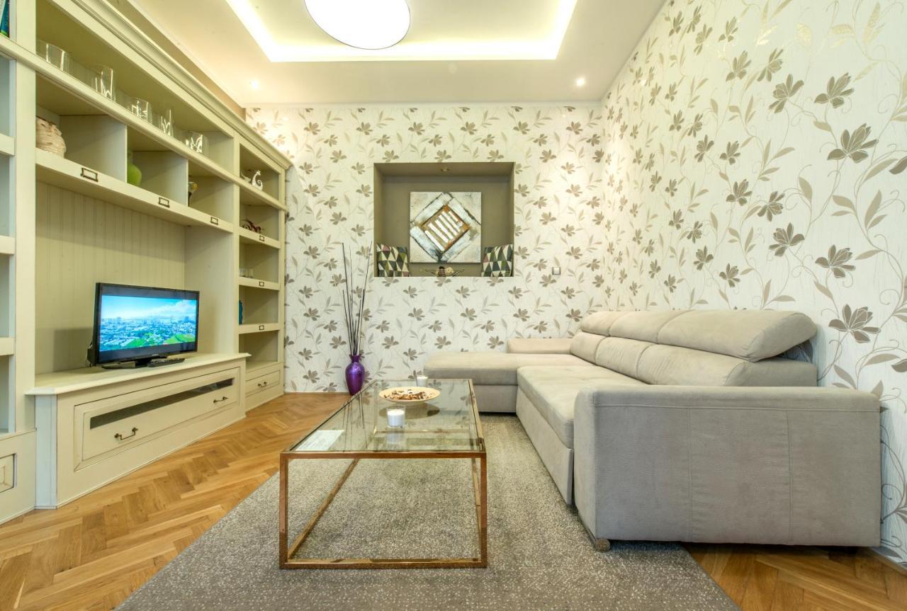 Prague Locals Monastery Apartments Dış mekan fotoğraf